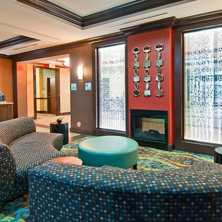 Holiday Inn Express & Suites San Antonio Frost Bank Center By Ihg Екстер'єр фото