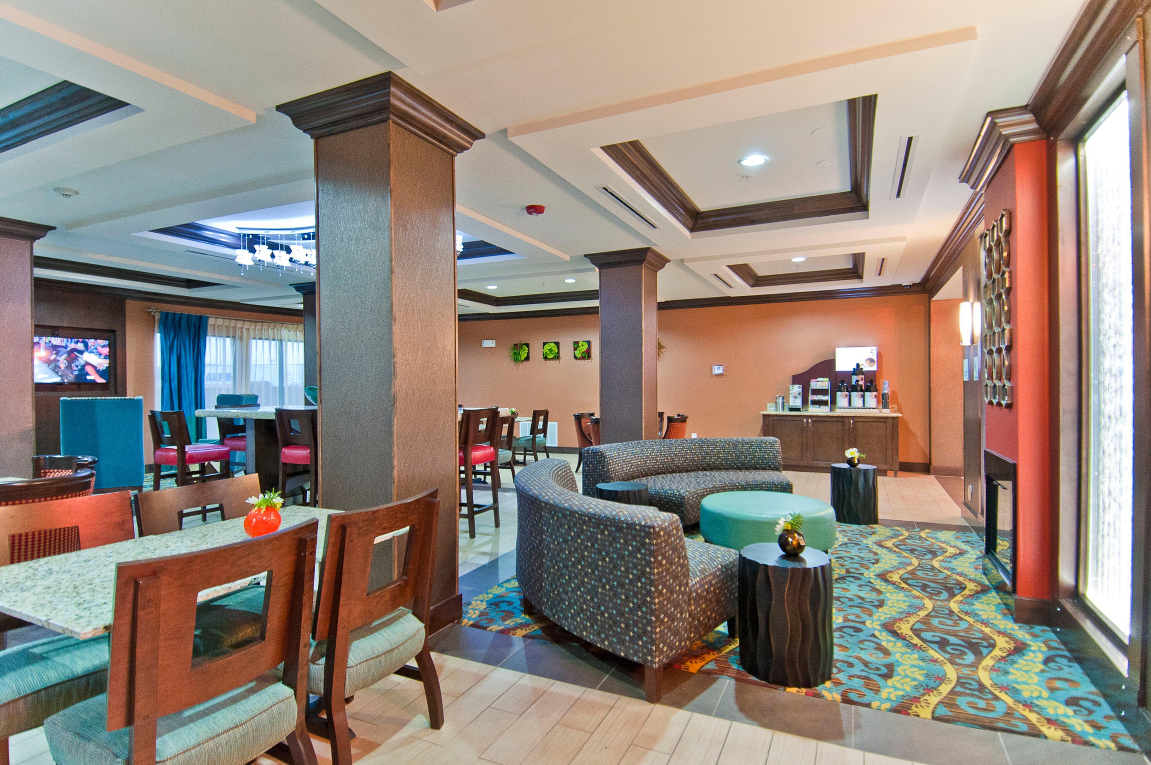Holiday Inn Express & Suites San Antonio Frost Bank Center By Ihg Екстер'єр фото