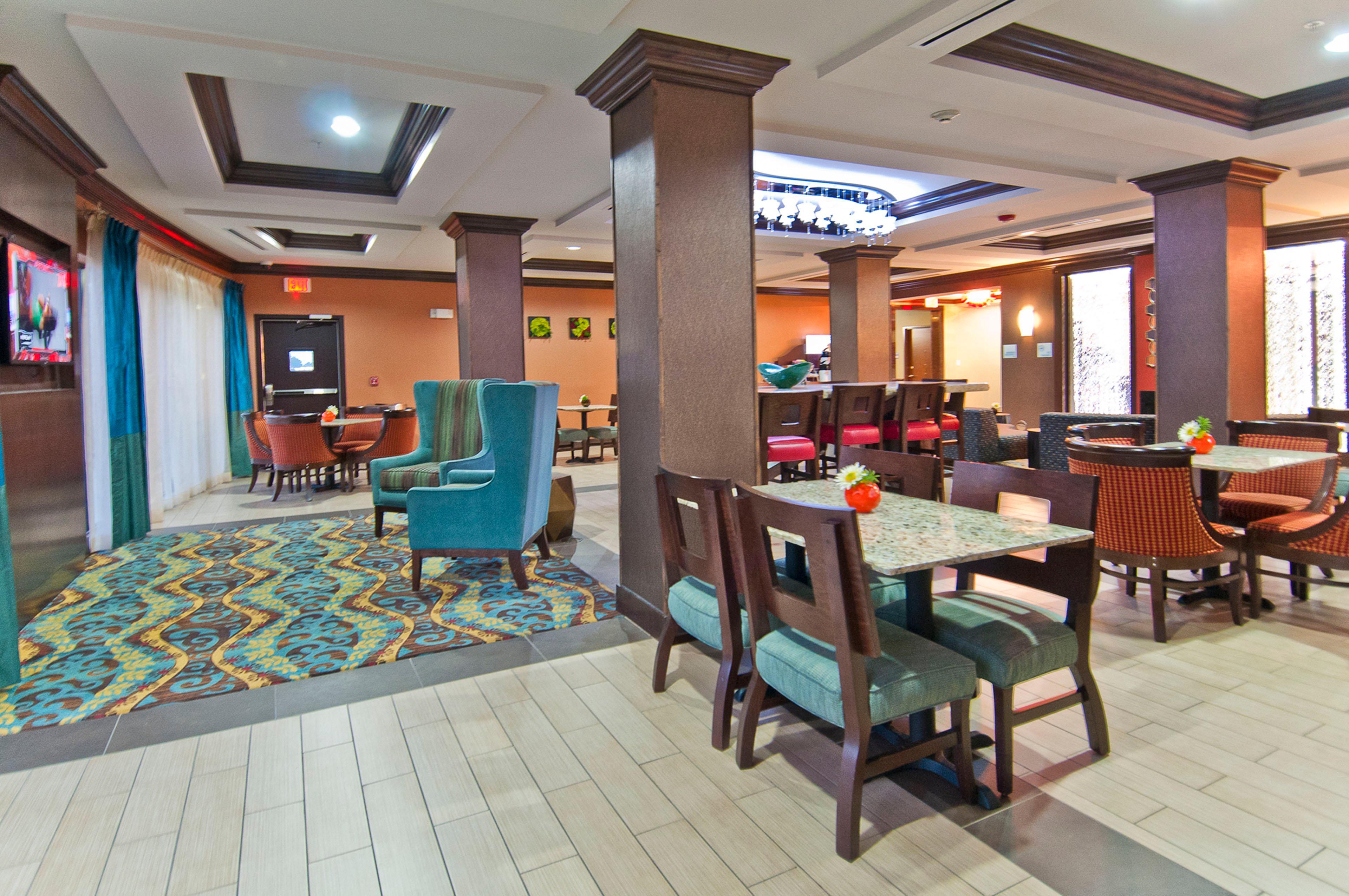 Holiday Inn Express & Suites San Antonio Frost Bank Center By Ihg Екстер'єр фото